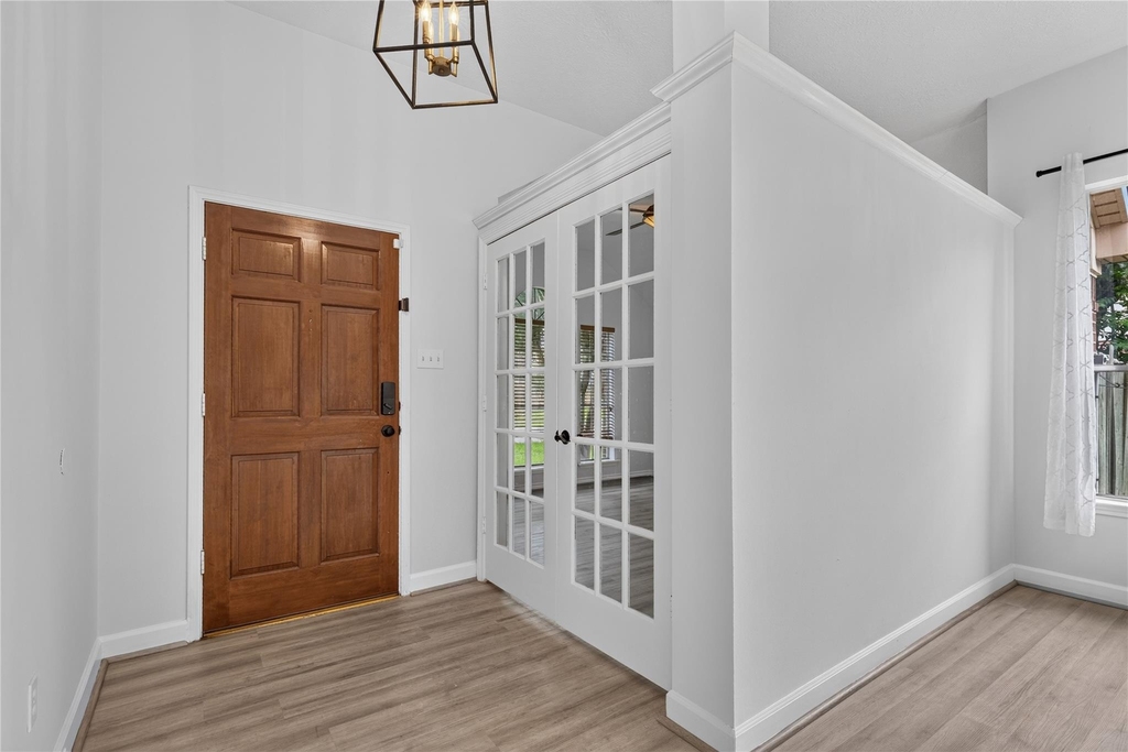 7206 Glen Rosa Drive - Photo 4