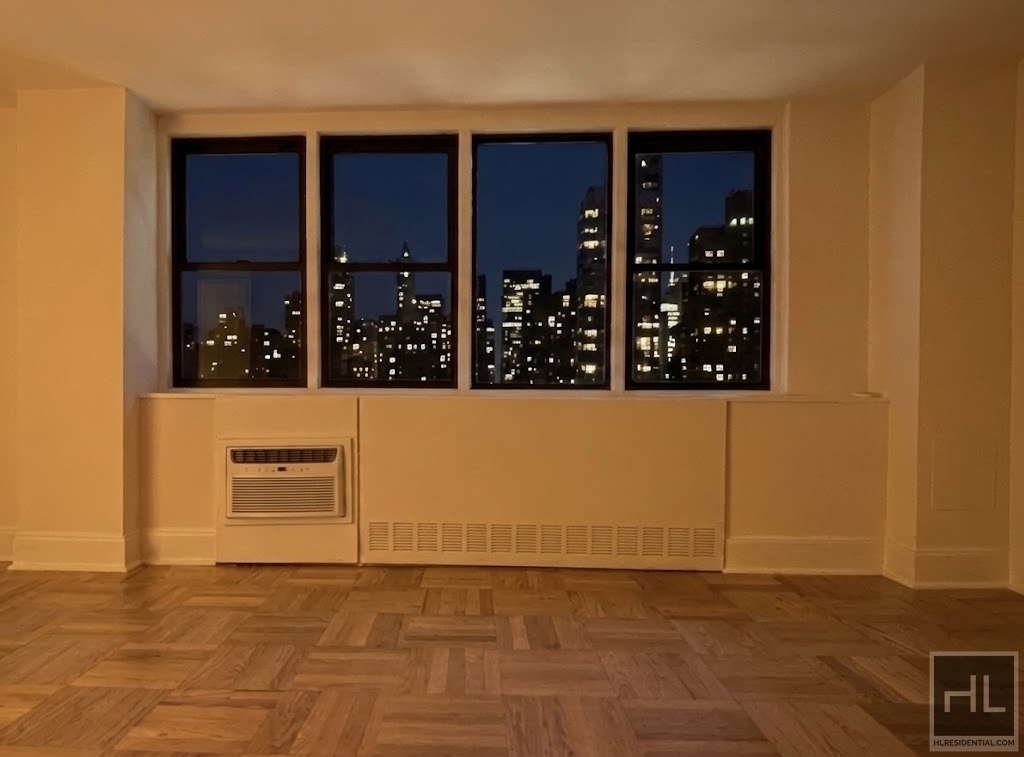 East 79th Street - Photo 0