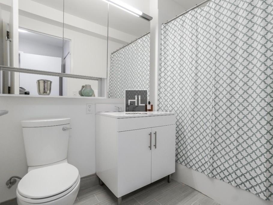 West 57th Street - Photo 6