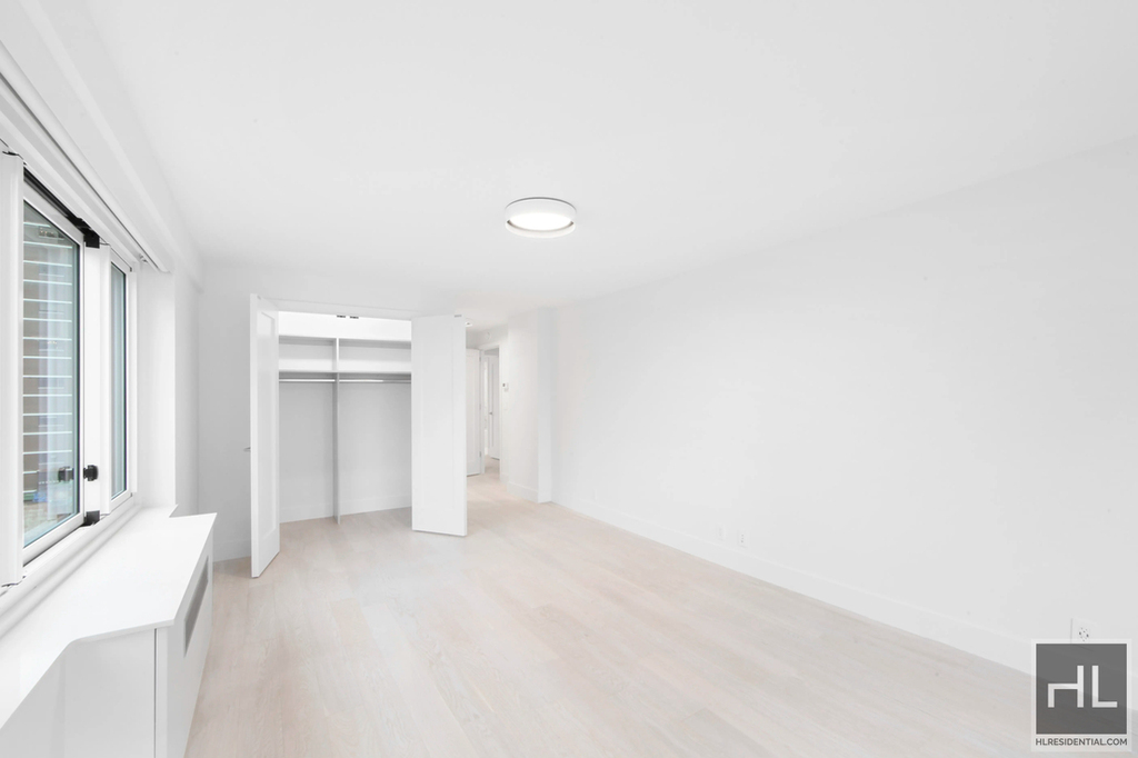 Park Avenue - Photo 3