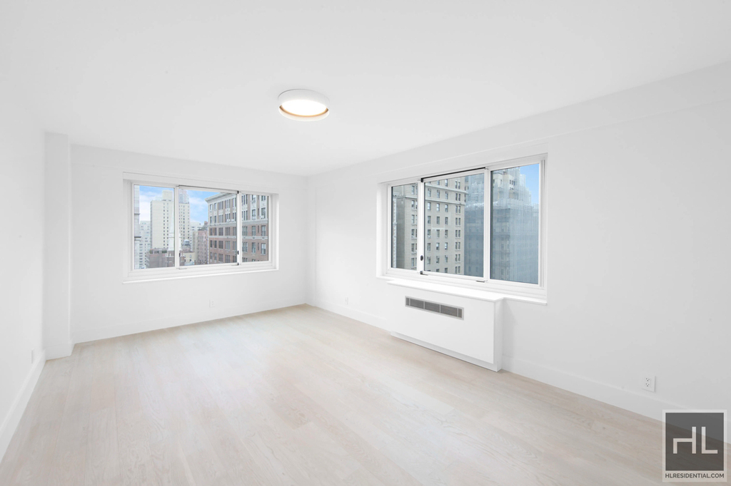 Park Avenue - Photo 2