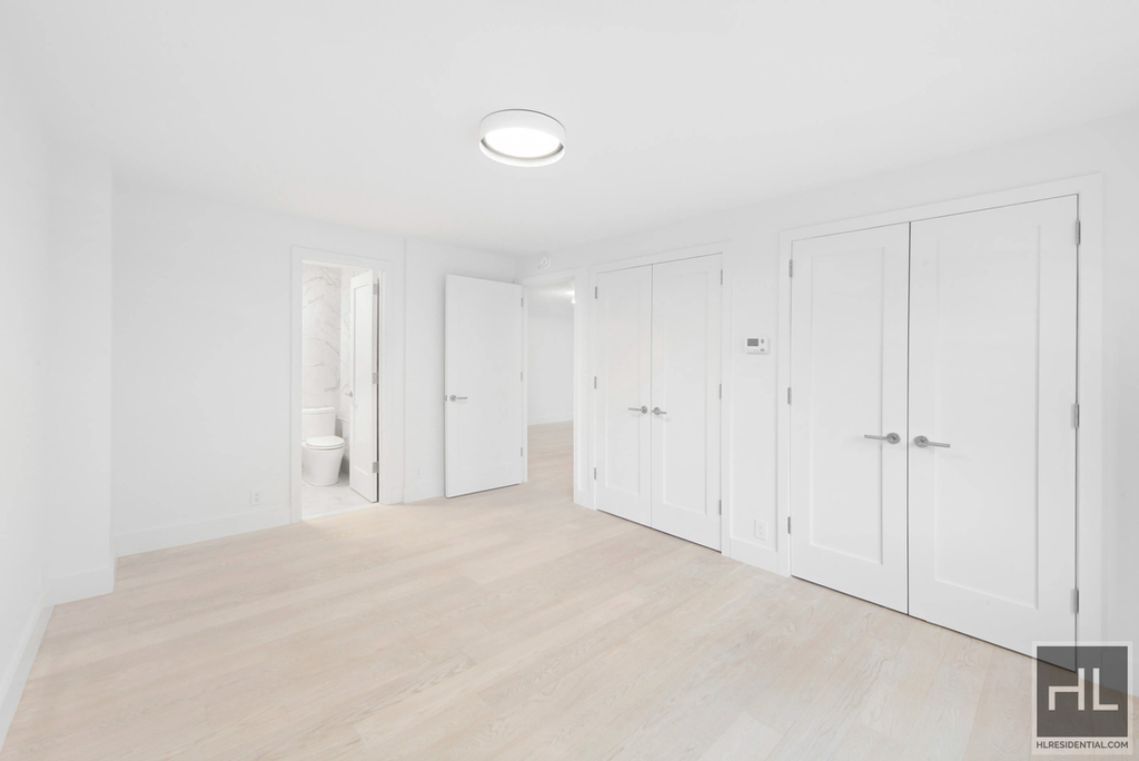 Park Avenue - Photo 4
