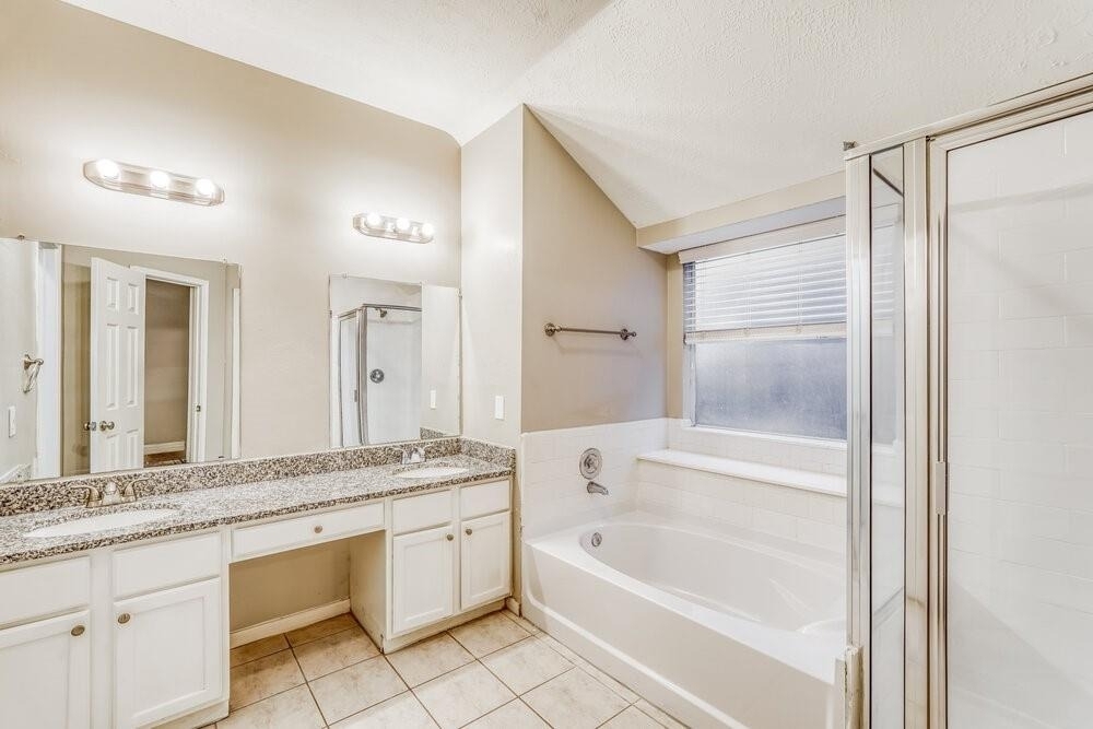 15303 Goodman Street - Photo 9