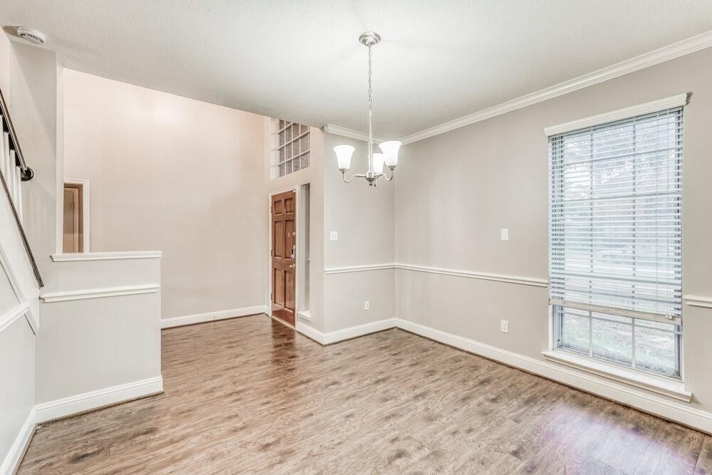 15303 Goodman Street - Photo 3