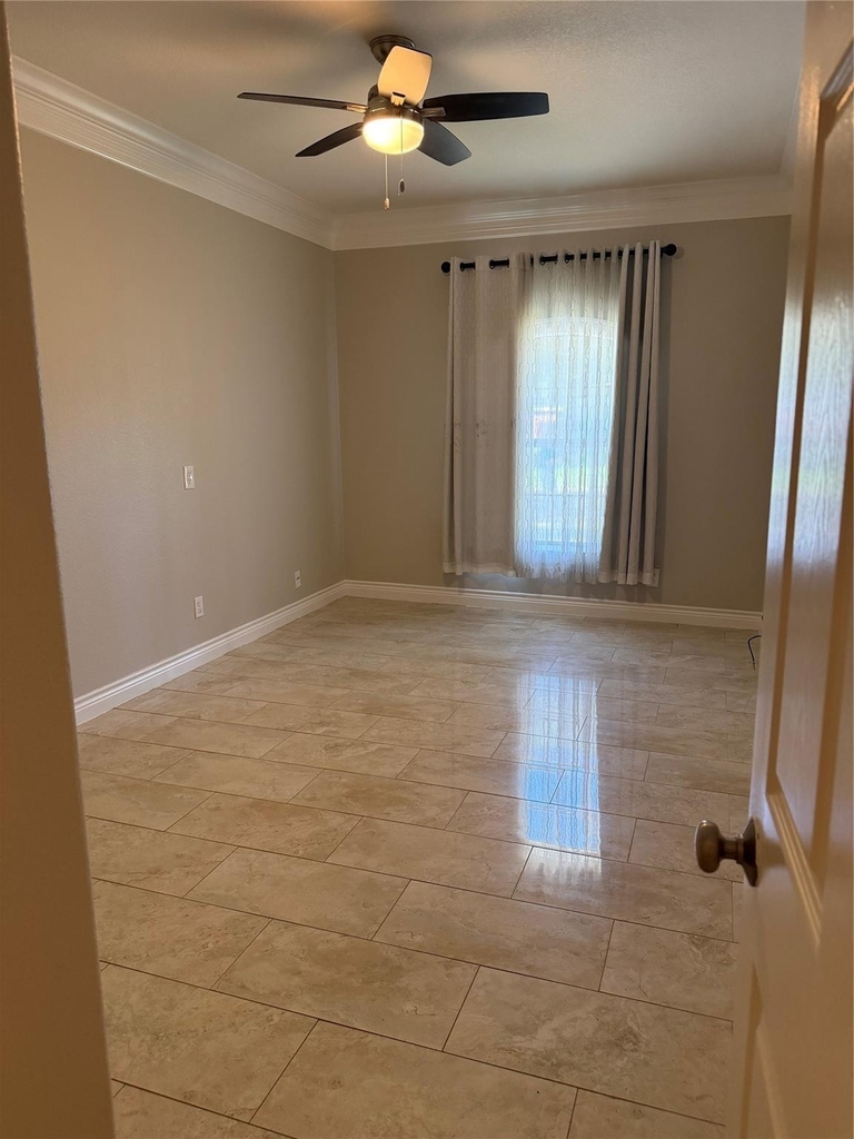 1523 Glen Oaks Drive - Photo 21