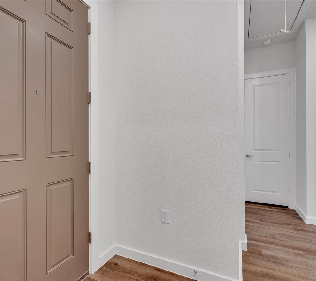2709-803 Rockhill Road - Photo 4