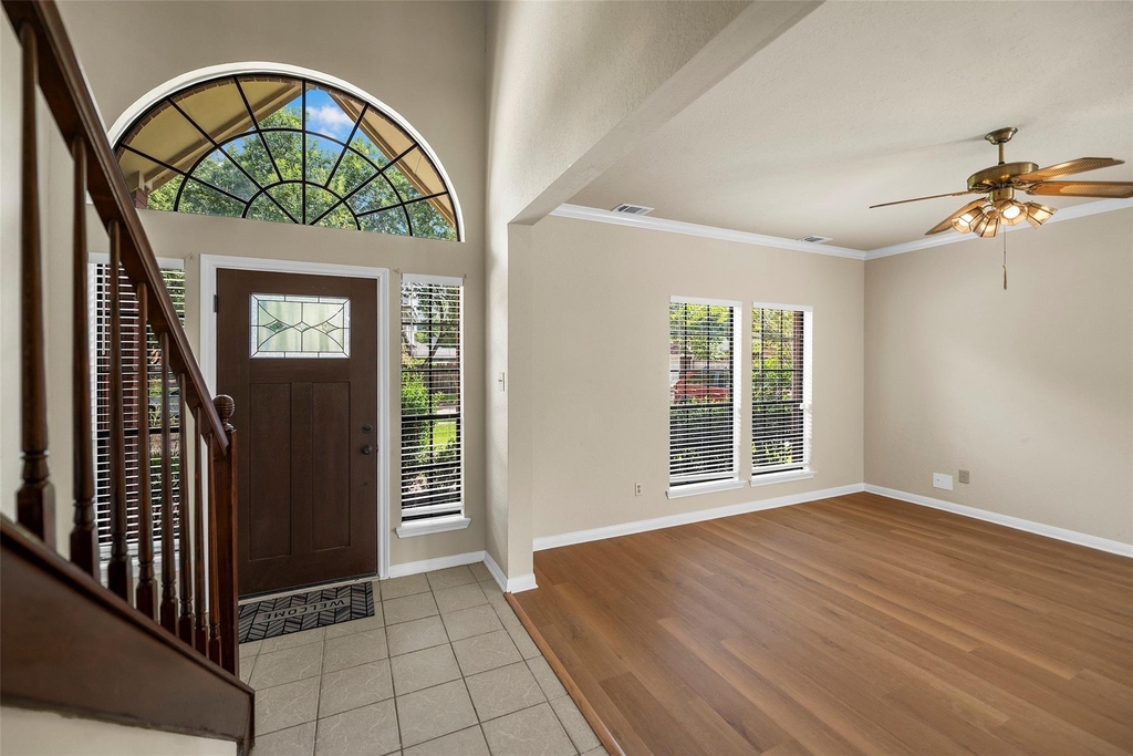 4922 Moss Run Drive - Photo 3