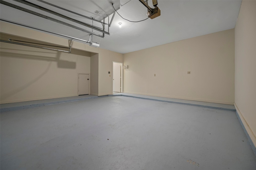 4922 Moss Run Drive - Photo 11