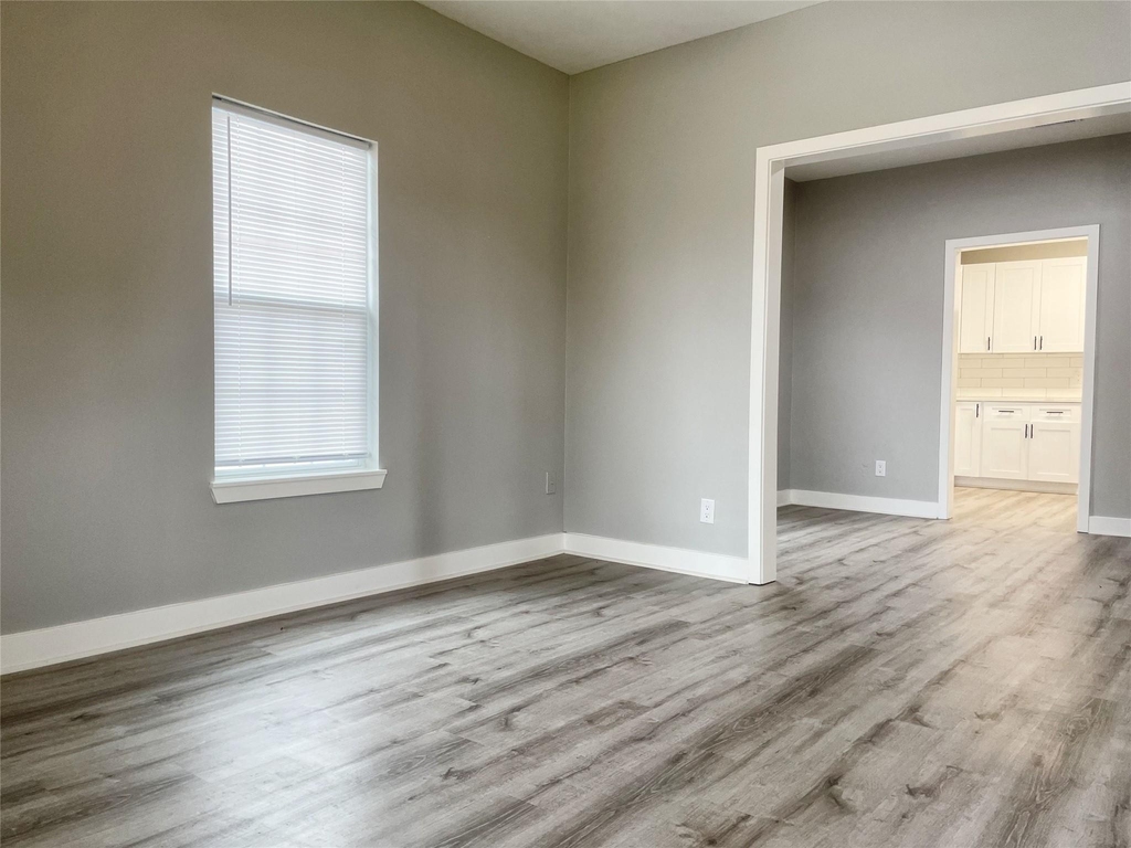2609 3rd Street - Photo 7