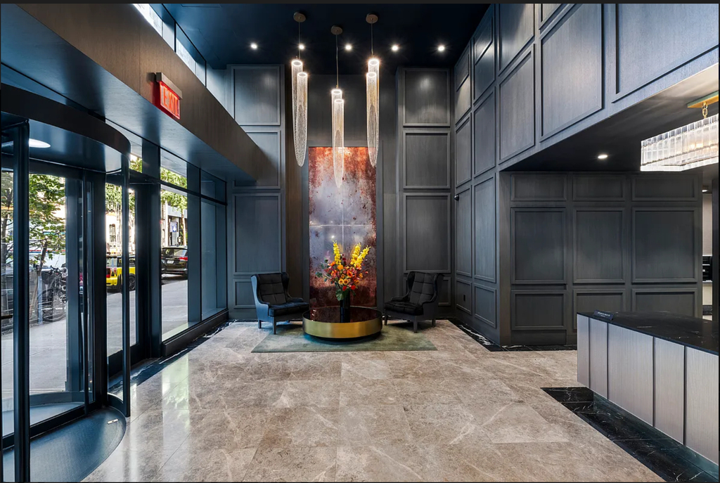 East 54th Street - Photo 10