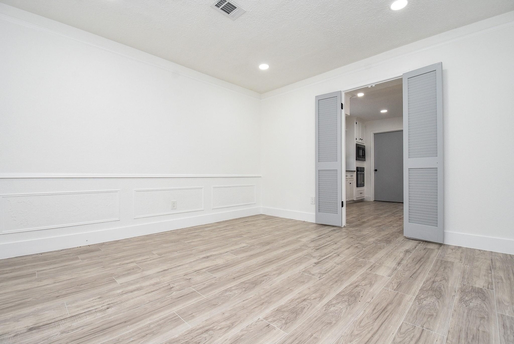 15814 Winding Moss Drive - Photo 19