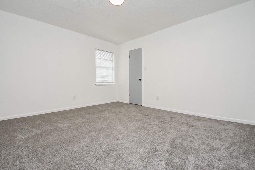 15814 Winding Moss Drive - Photo 34