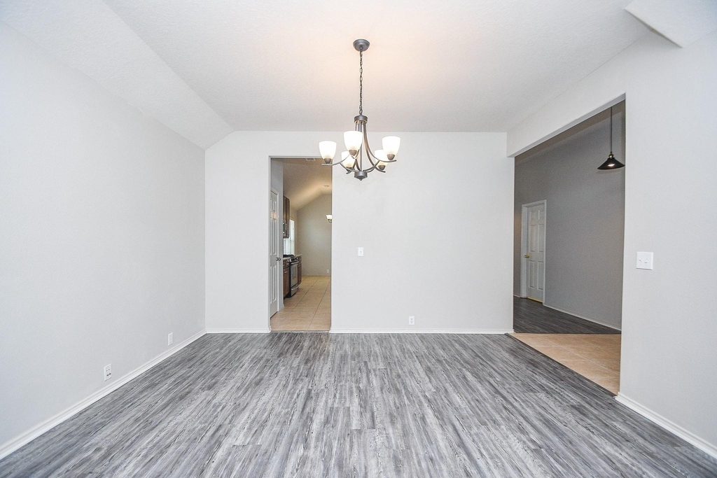 30406 Mesa Valley Drive - Photo 2