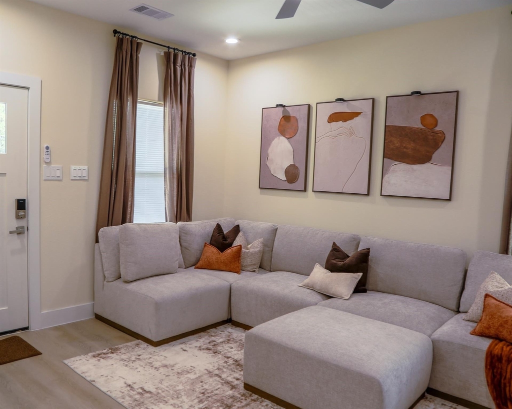 6743 Madrid Street - Photo 2