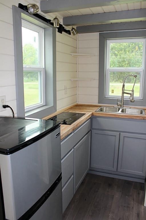 3425 Southwestern Road - Photo 4