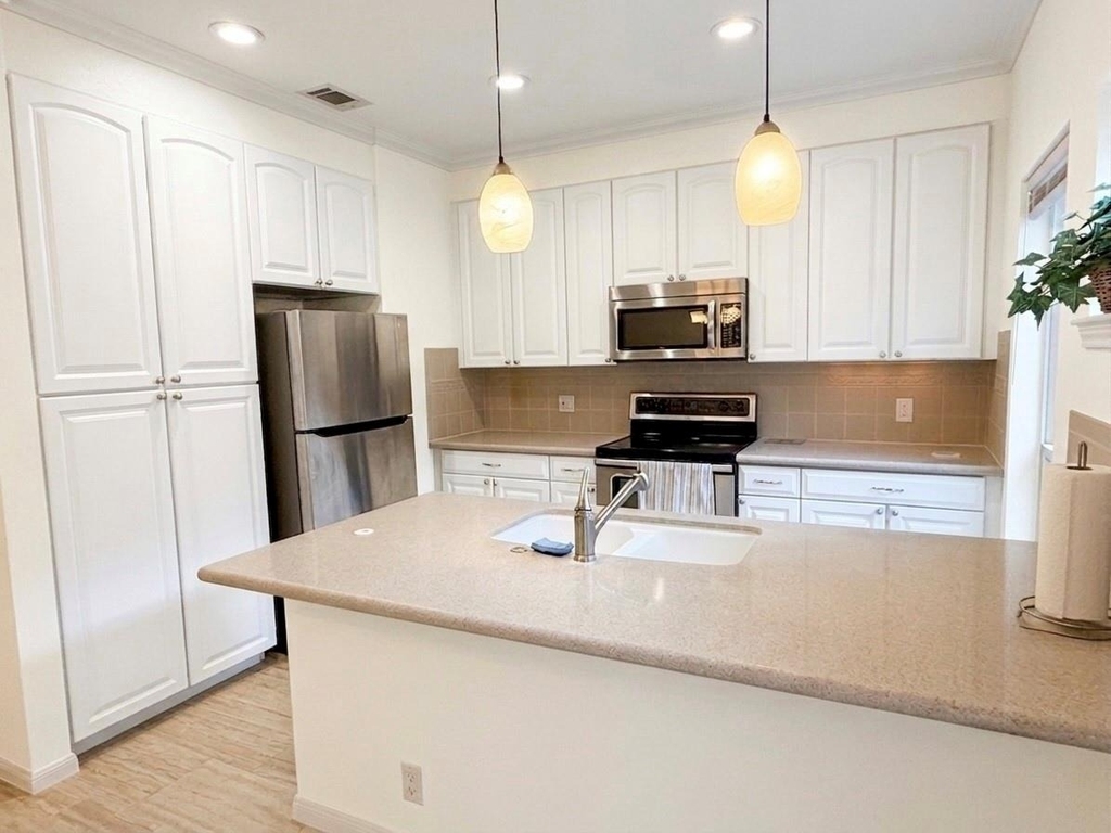 2442 Bering Drive - Photo 2