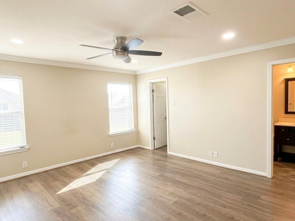 2442 Bering Drive - Photo 7