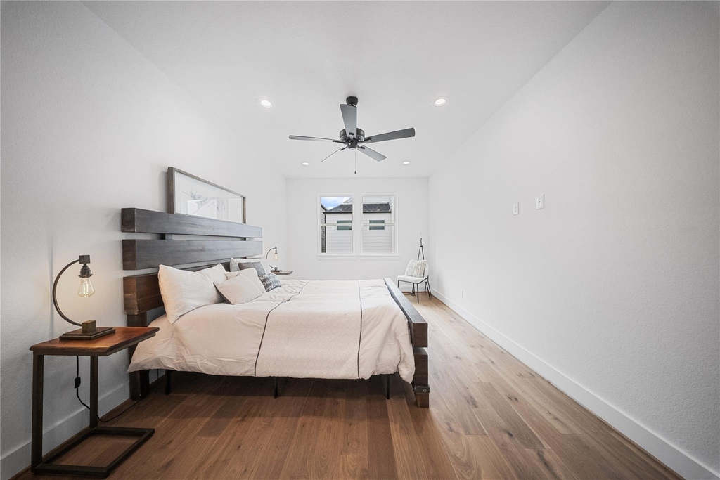 1120 Hogan Street - Photo 10