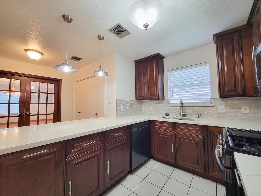 8747 Fondren Village - Photo 13
