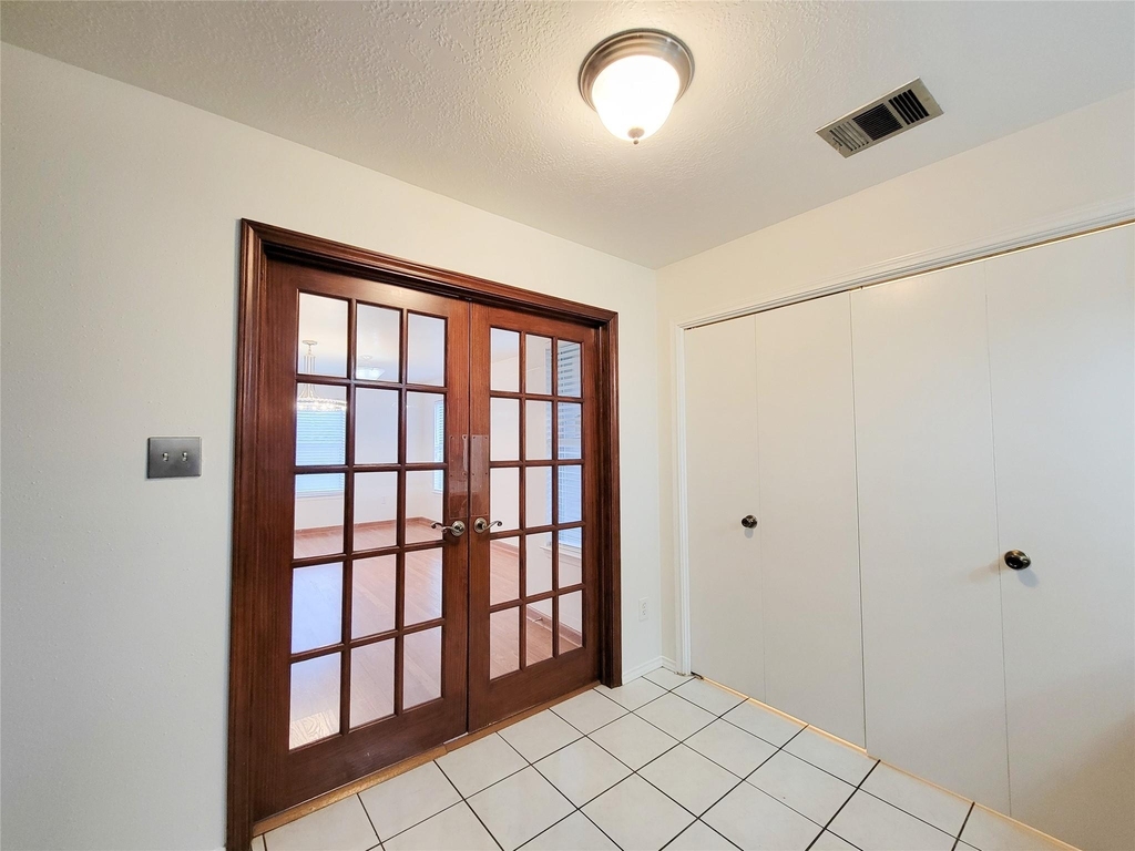 8747 Fondren Village - Photo 18