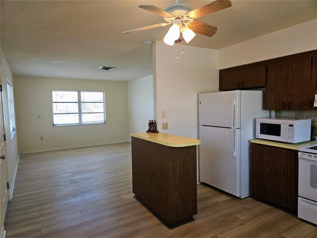 360 137th Avenue Circle - Photo 6