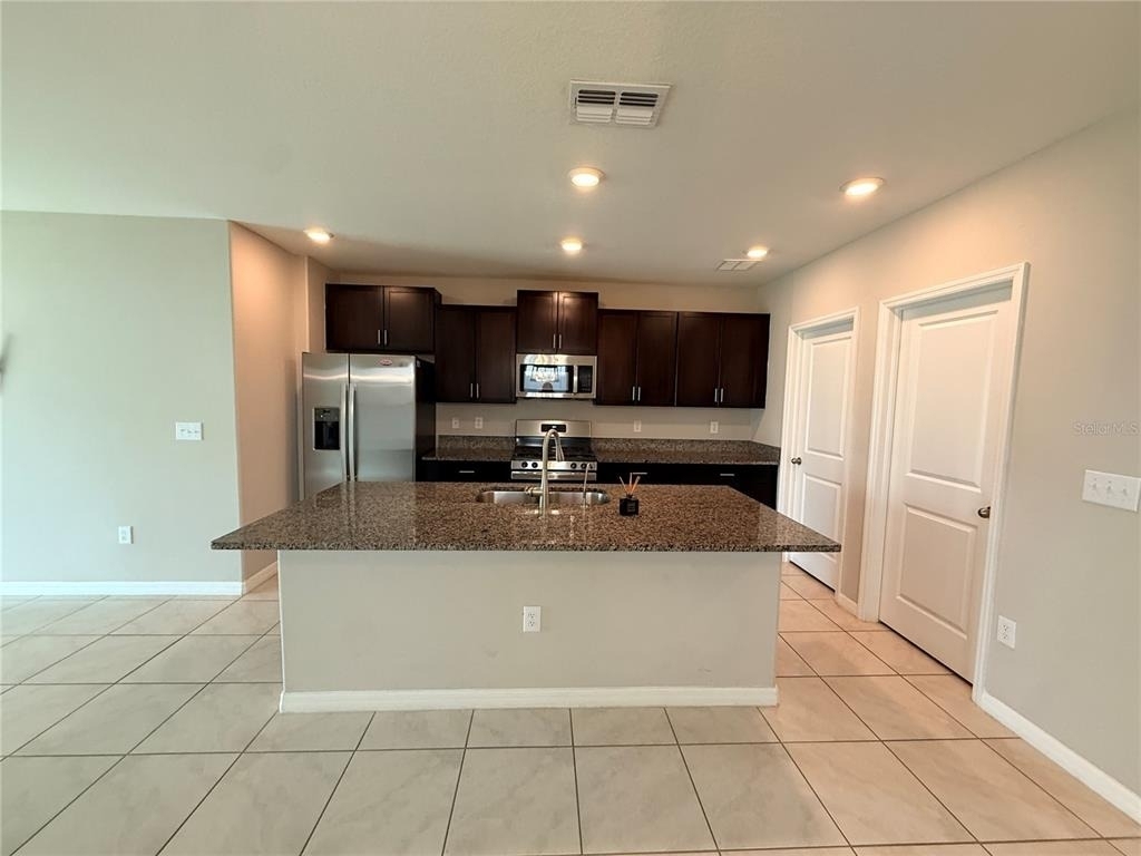 10363 Shady Preserve Drive - Photo 6