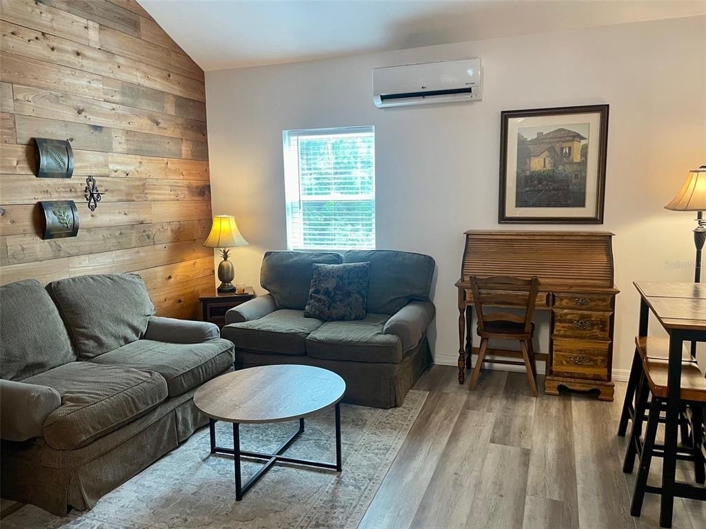1484 Cleveland Street - Photo 1