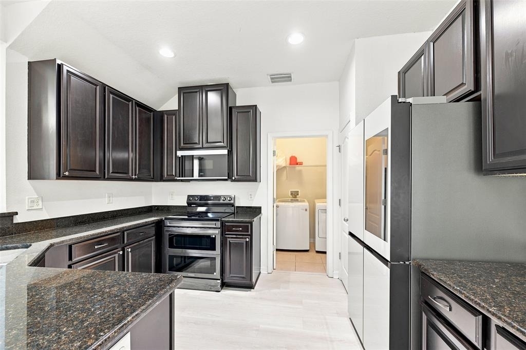 5156 Bay Isle Circle - Photo 10