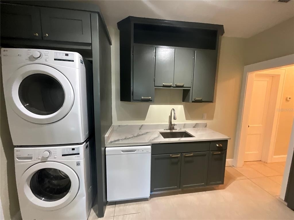 2610 Central Avenue - Photo 5