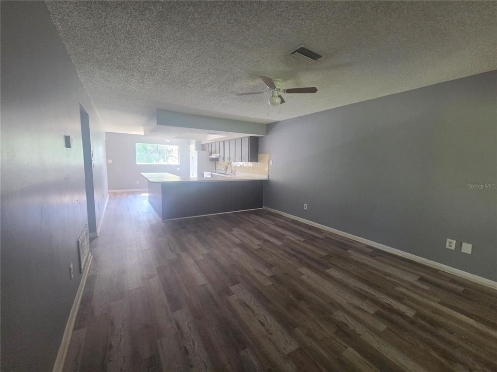 1316 Markham Avenue - Photo 3