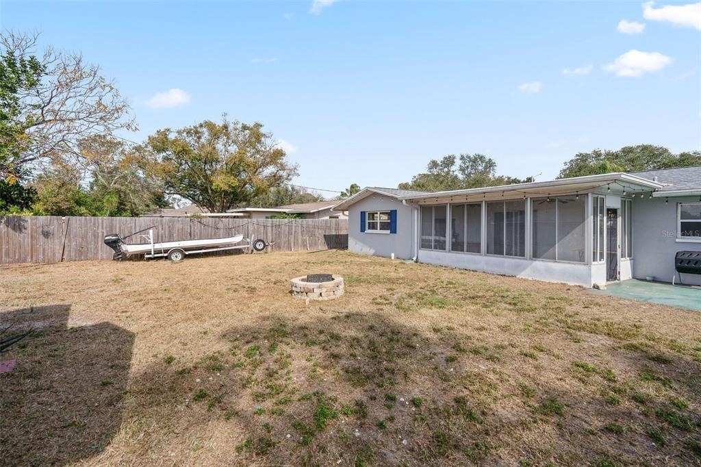 1712 Thomas Drive - Photo 18