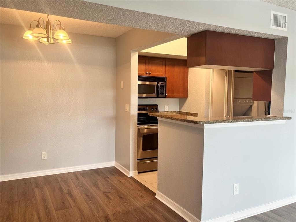 10200 Gandy Boulevard N - Photo 5