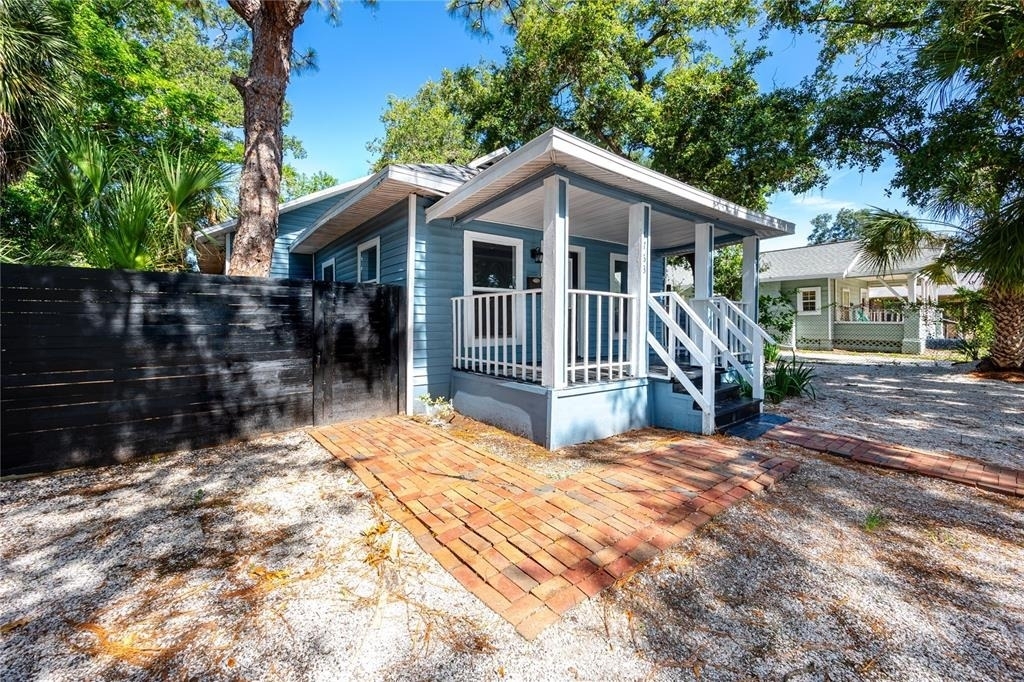1763 Preston Street S - Photo 30