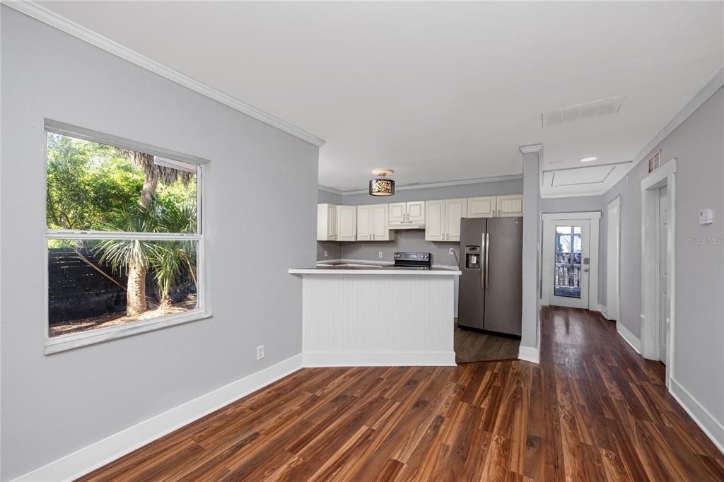 1763 Preston Street S - Photo 8