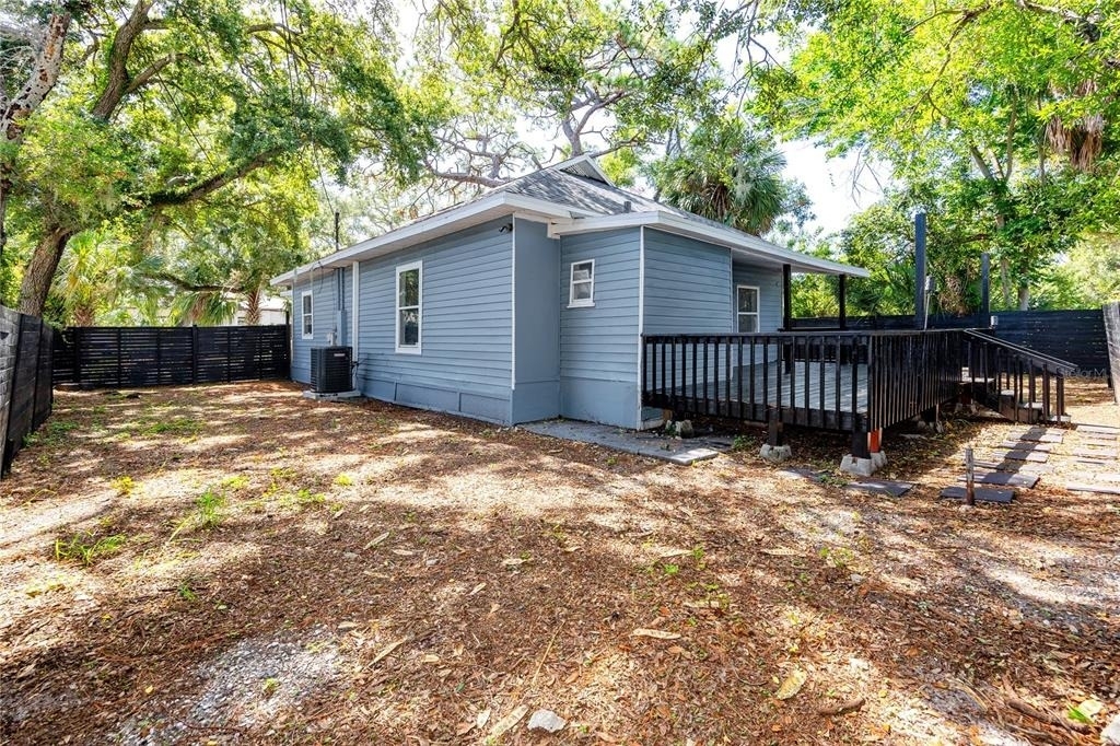 1763 Preston Street S - Photo 34
