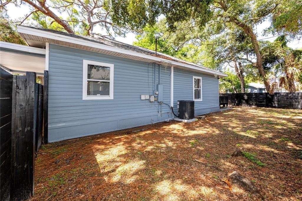 1763 Preston Street S - Photo 35
