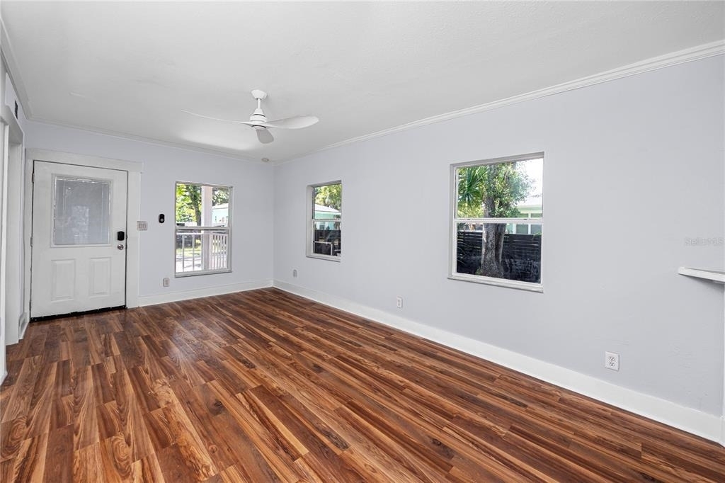 1763 Preston Street S - Photo 37