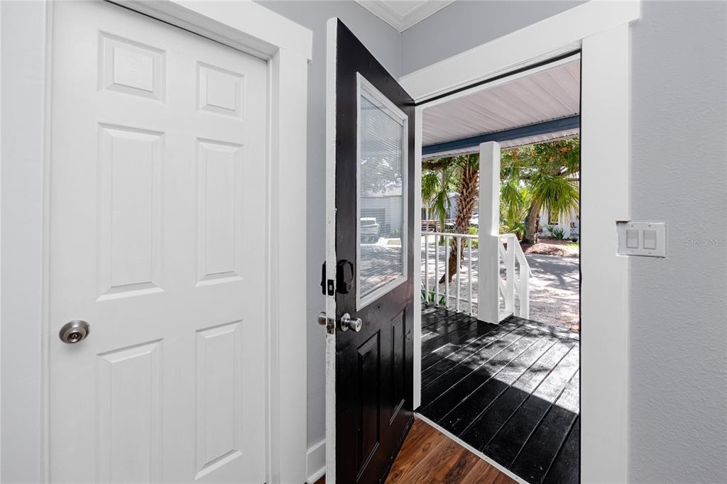1763 Preston Street S - Photo 4