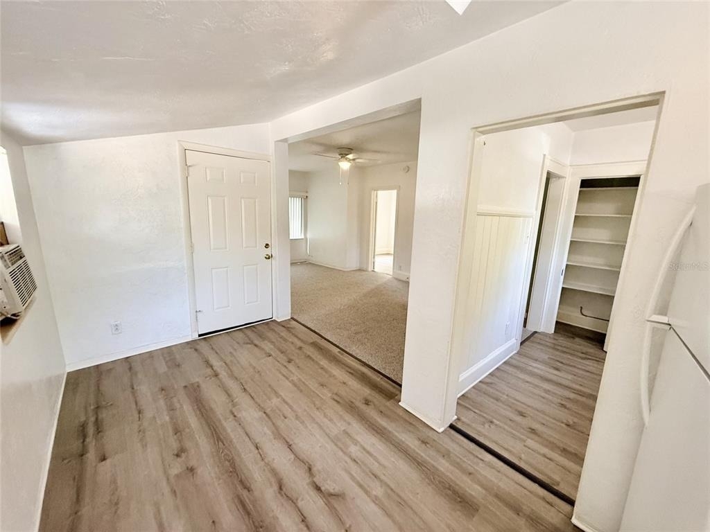 1135 Highland Street N - Photo 4
