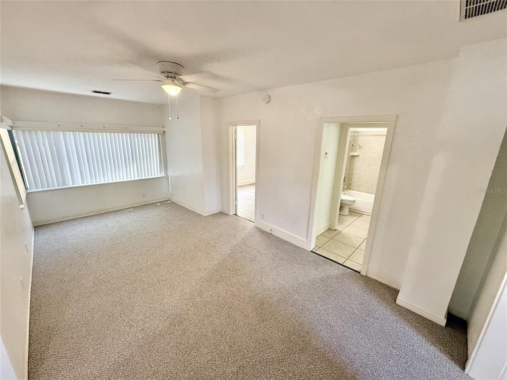 1135 Highland Street N - Photo 5