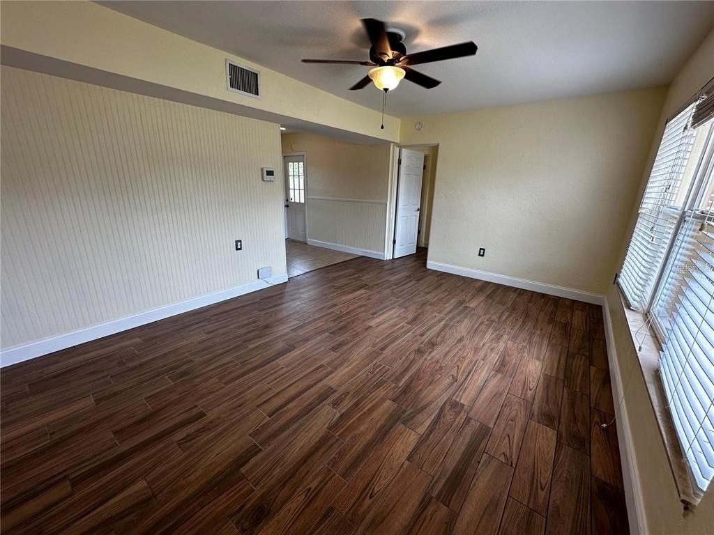 8933 Narcissus Avenue - Photo 9