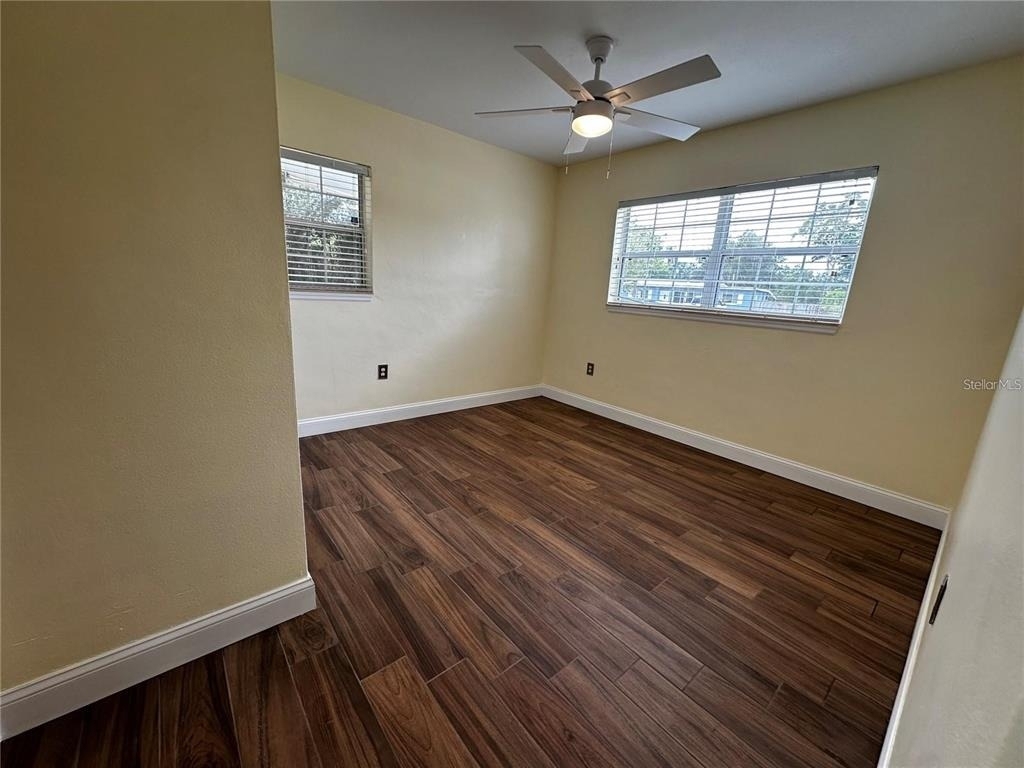 8933 Narcissus Avenue - Photo 11