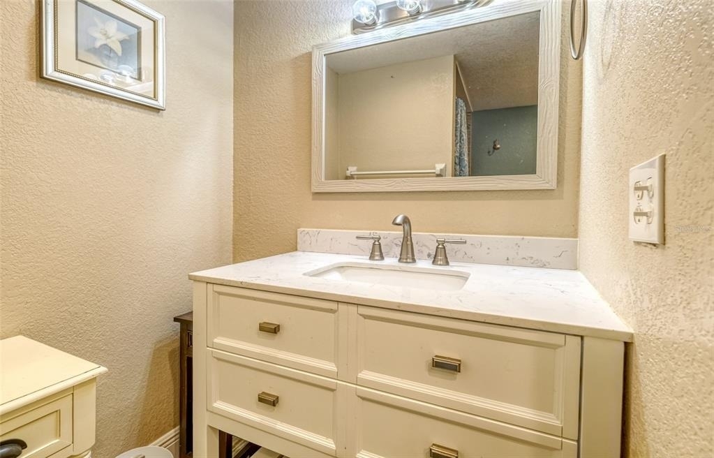 10039 62nd Avenue N - Photo 11