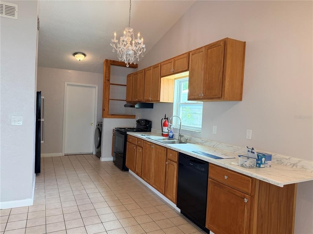 208 Flamingo Drive - Photo 3