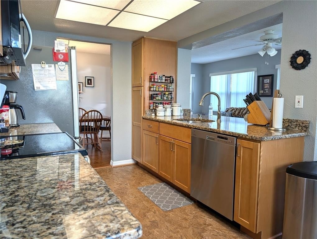 4415 96th Avenue N - Photo 16