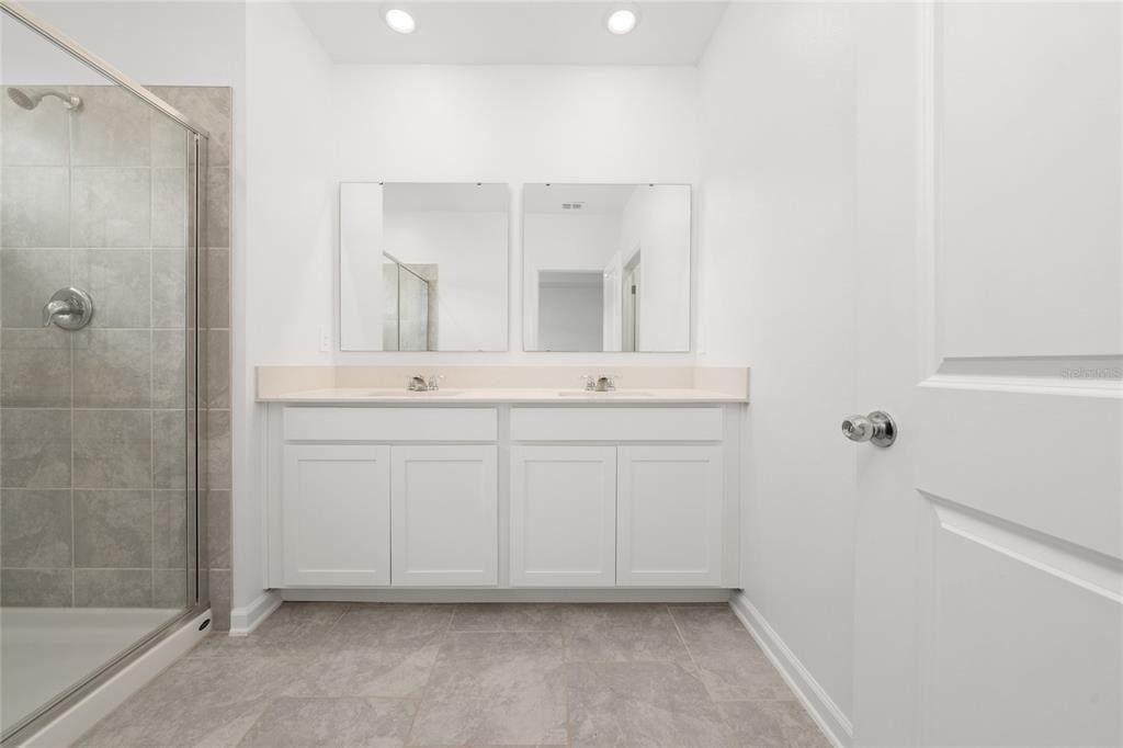 3330 Laurent Loop - Photo 10