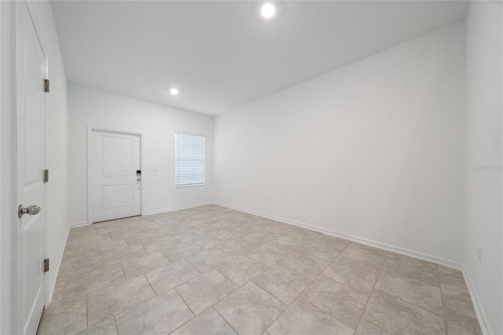 3319 Laurent Loop - Photo 12