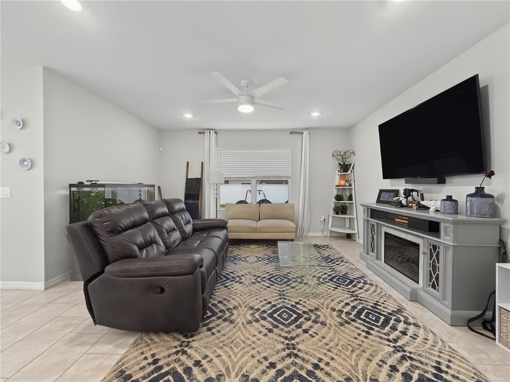1067 Michelangelo Lane - Photo 14