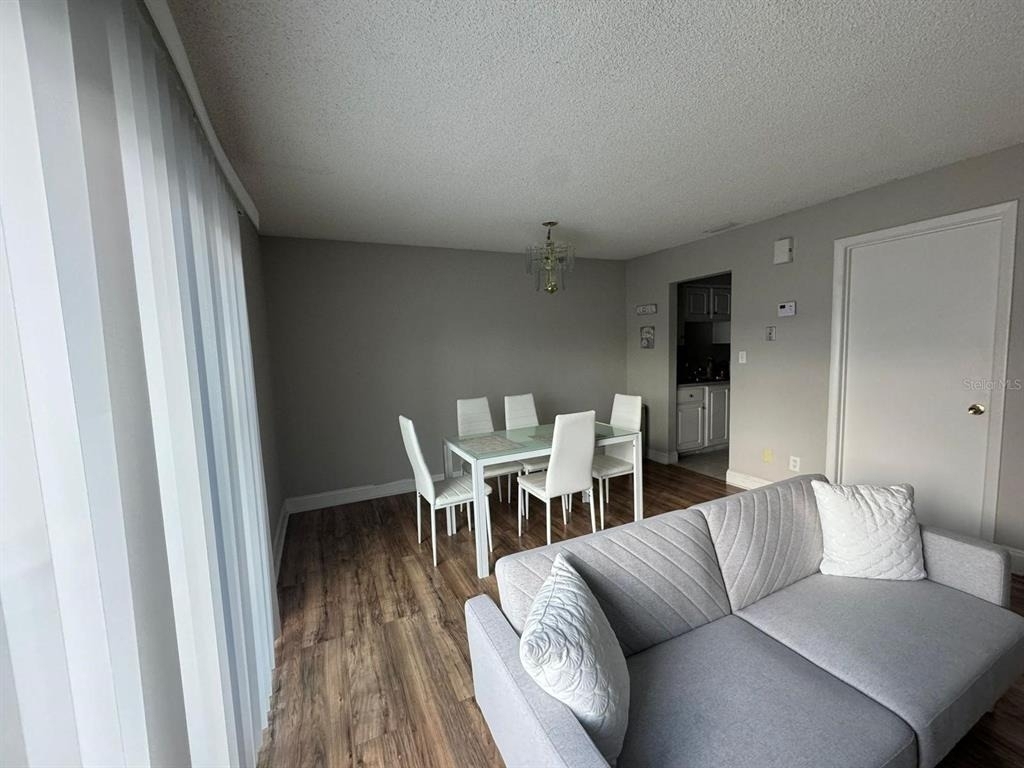 3035 George Mason Avenue - Photo 10
