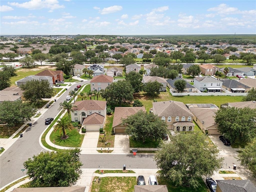 265 Jocelyn Drive - Photo 4